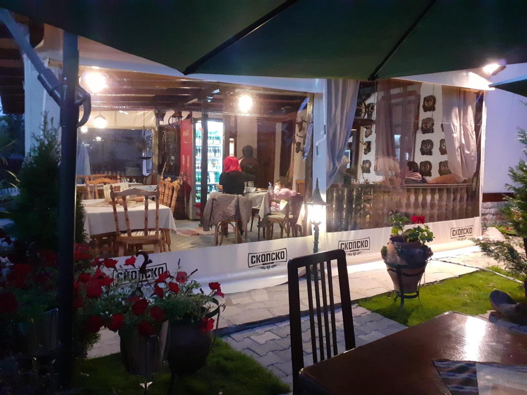 Restaurant And Apartments - T'Ga Za Jug Lazaropole Kültér fotó